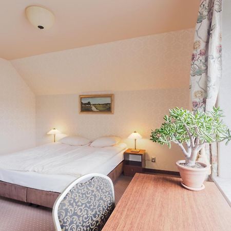 Hotel Folwark Zgierz Room photo