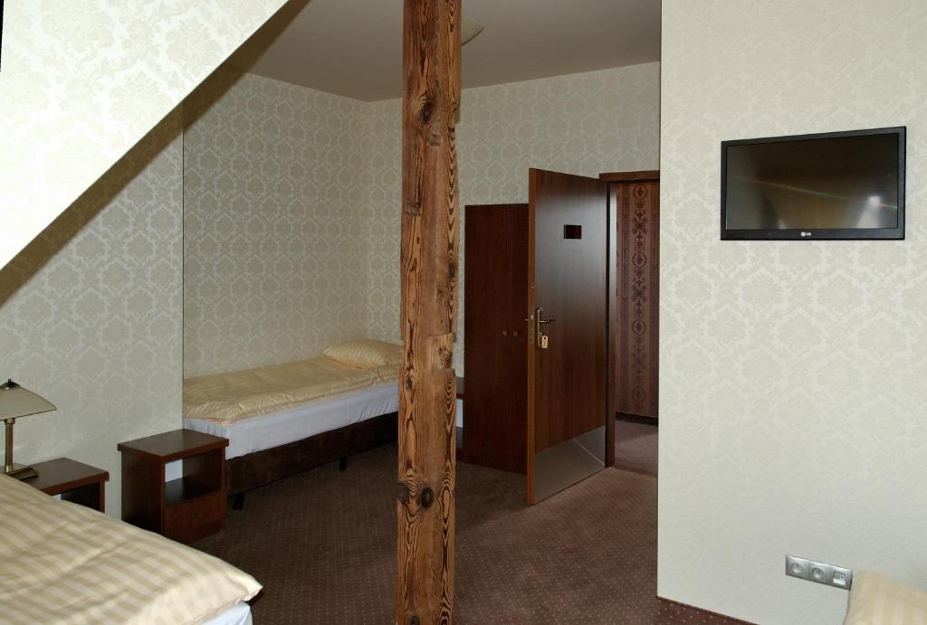 Hotel Folwark Zgierz Room photo
